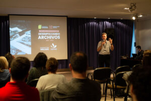 iniciativa_de_archivos-Encuentro_de_ganadores_desempolvando_archivos_2024-img_08